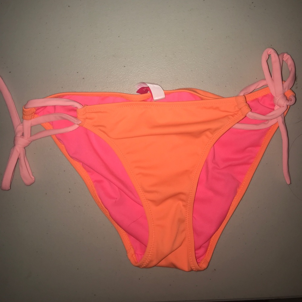 Victoria’s Secret bikini bottoms